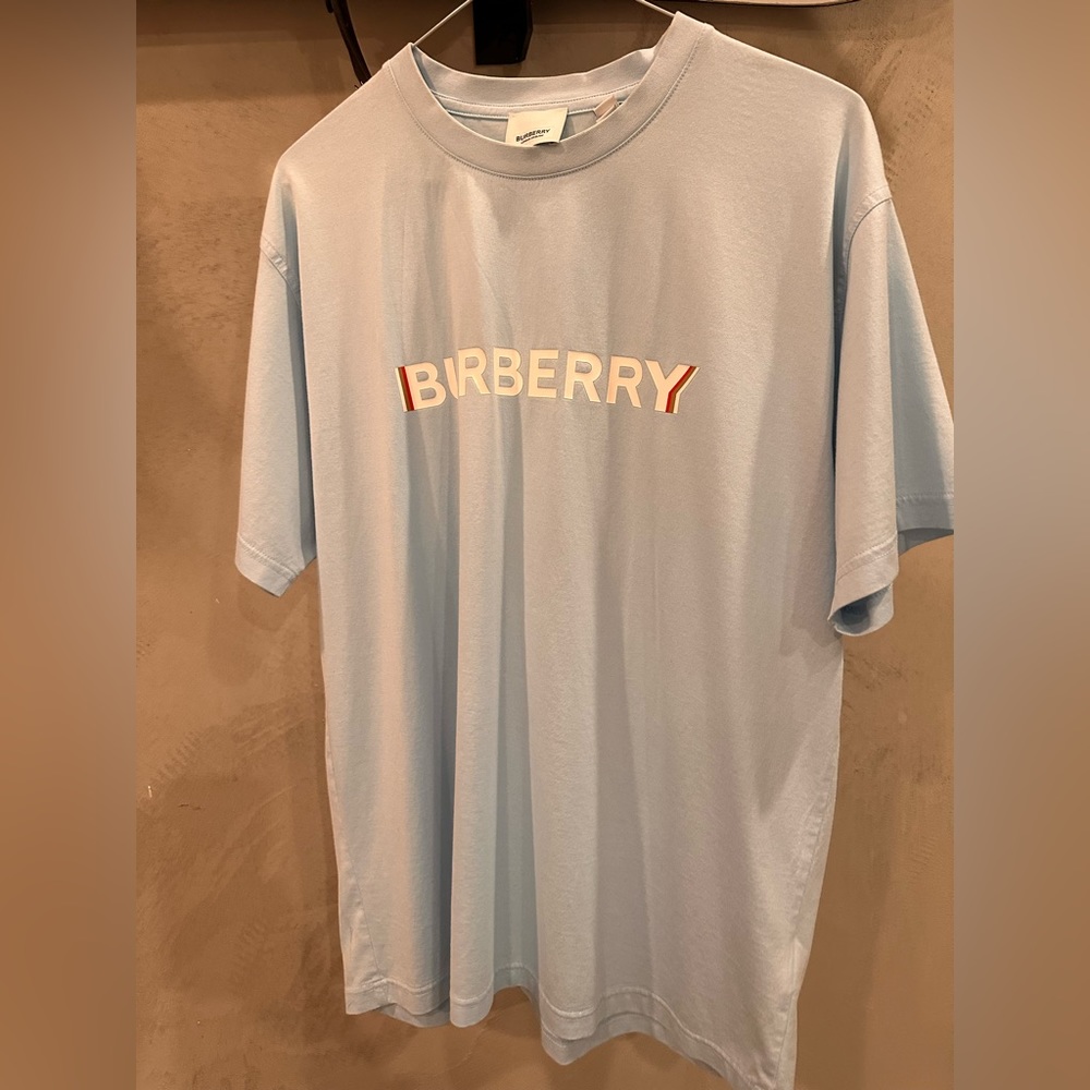 S Size Burberry T-Shirt Blue